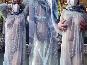 Tante Jilboobs Nakal Baju Transparan Outdoor